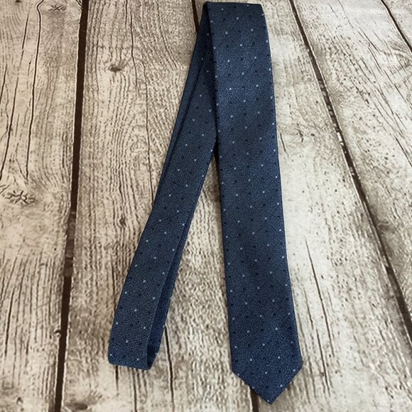 14th & Union Mens Tie Blue Polka Dot Slim 2.5" Classic Silk Polyester Blend - Picture 2 of 4